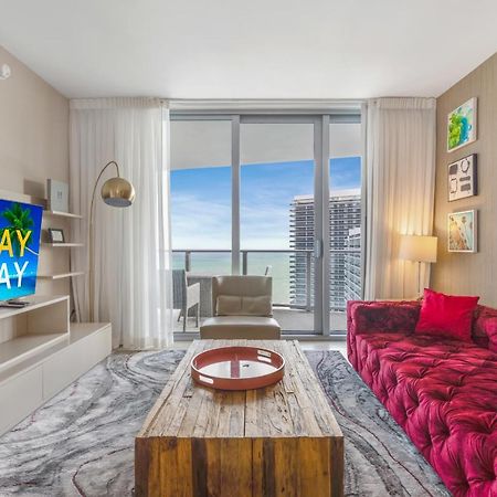 Seashore Resort: Beachfront 2-Bedroom with Ocean View and Rooftop Amenities Hollywood Exterior photo